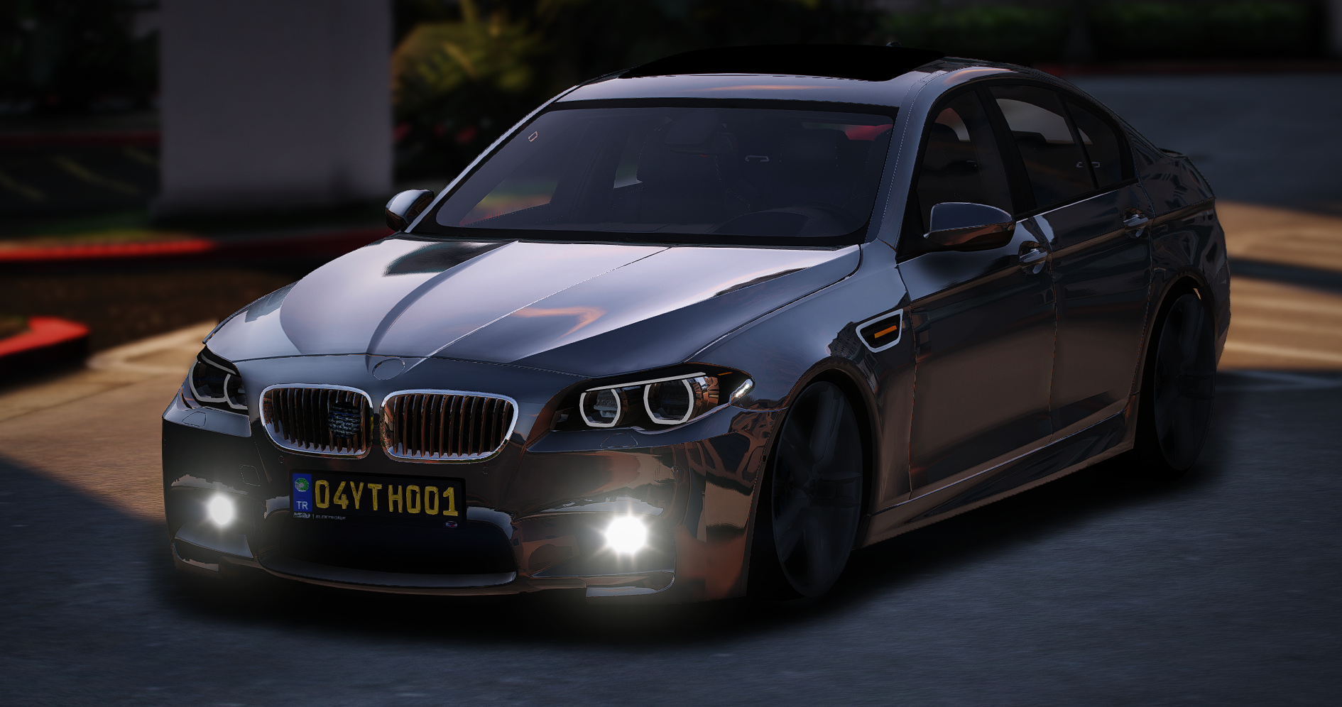 DONATE BMW M5